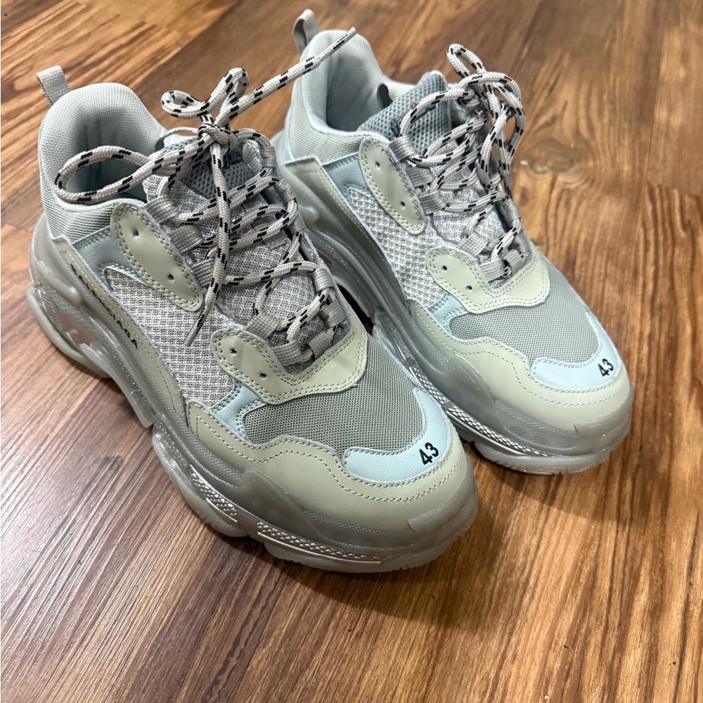 Balenciaga Triple S